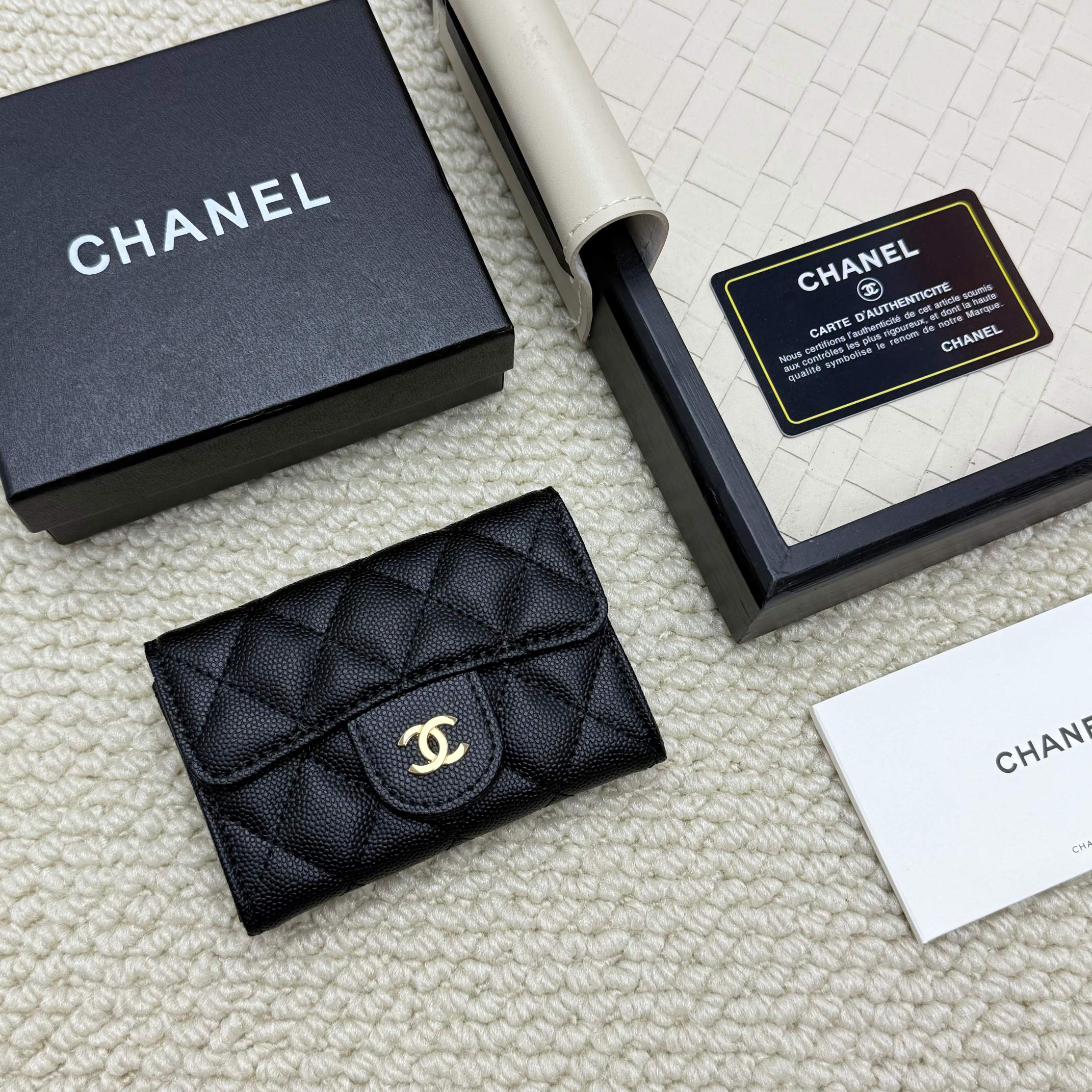 Chanel原單黑金雙C小皮夾 菱格紋質感款 迷你短夾設計