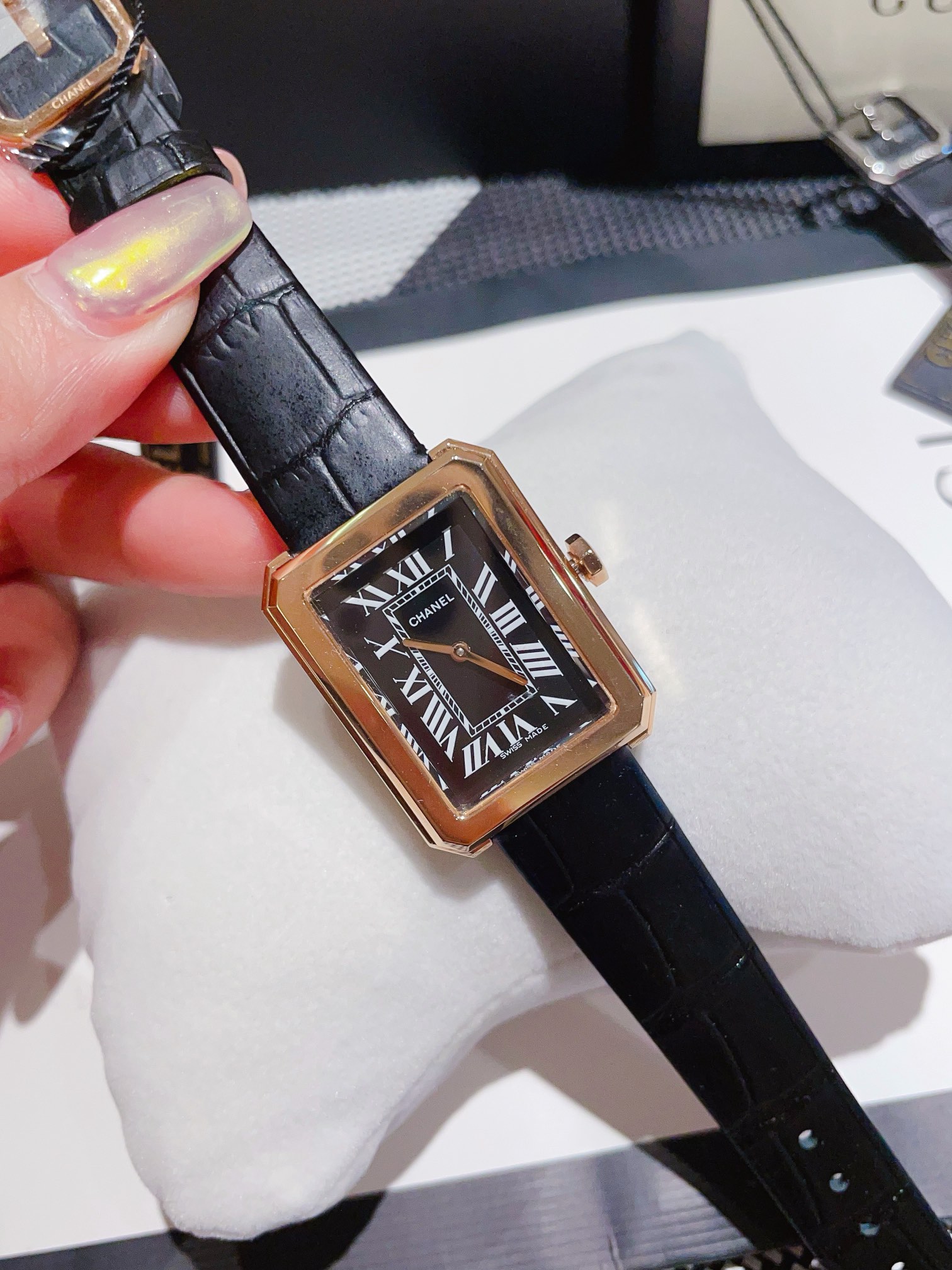 CHANEL 高仿BOY·FRIEND黑羅馬字面金邊女錶 一比一真皮時尚款｜歐美奢侈品精品推薦