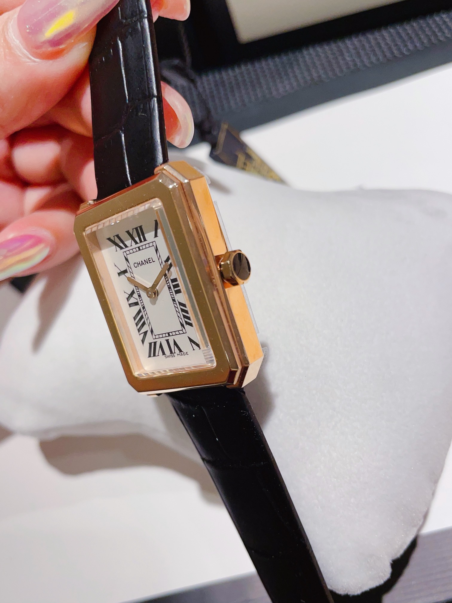 CHANEL 高仿BOY·FRIEND黑羅馬字面金邊女錶 一比一真皮時尚款｜歐美奢侈品精品推薦