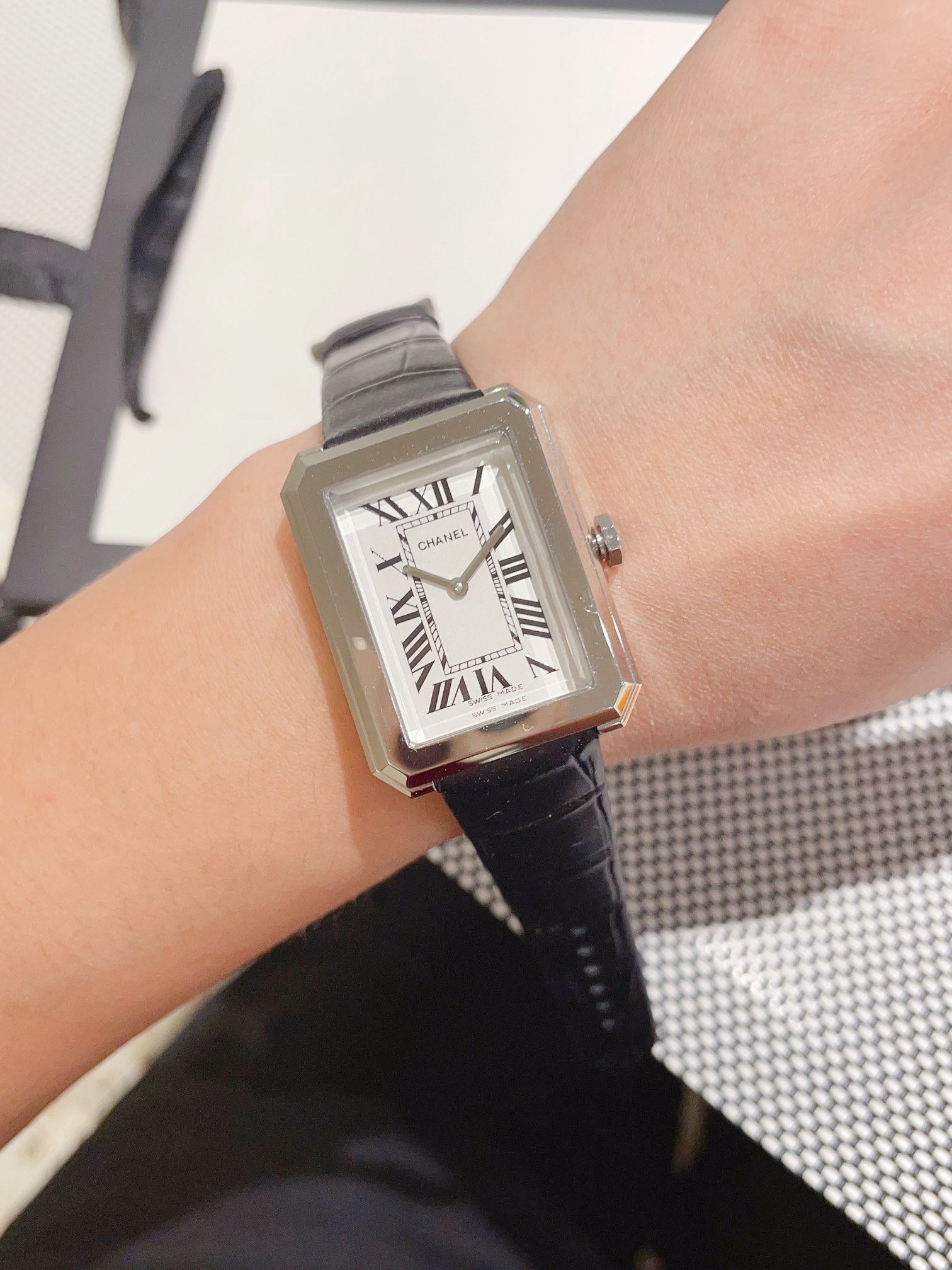 CHANEL 高仿BOY·FRIEND黑羅馬字面金邊女錶 一比一真皮時尚款｜歐美奢侈品精品推薦