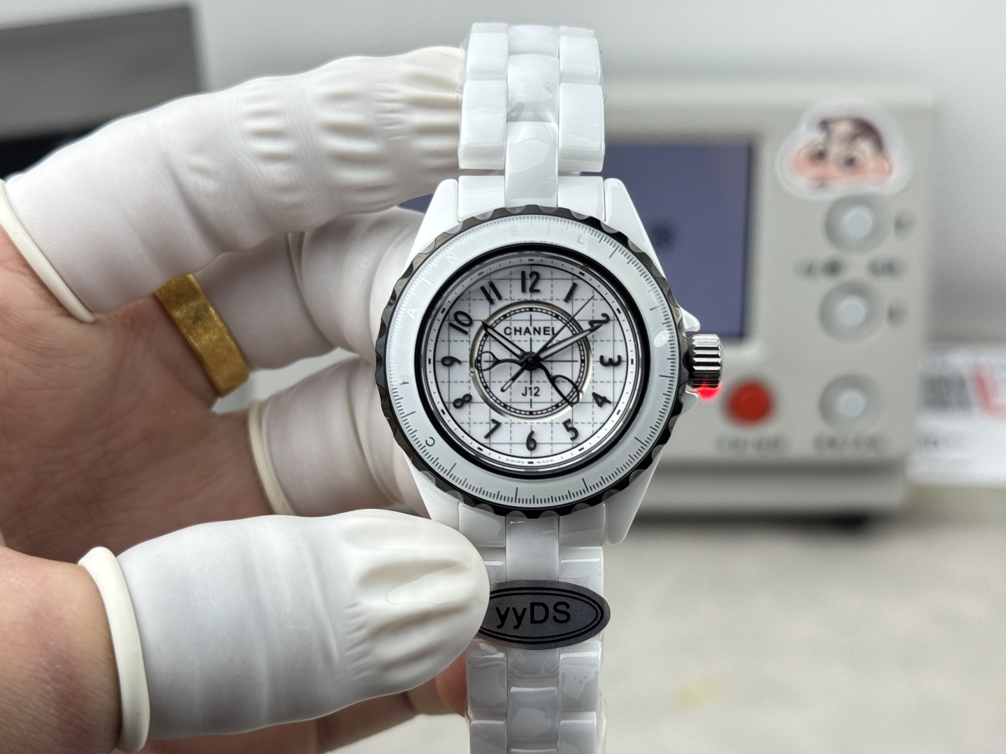 CHANEL 高仿J12白陶瓷女錶 經典自動機芯時尚款|超A仿原單精品圖片 2 CHANEL 高仿J12白陶瓷女錶 經典自動機芯時尚款|歐美奢侈品精品推薦