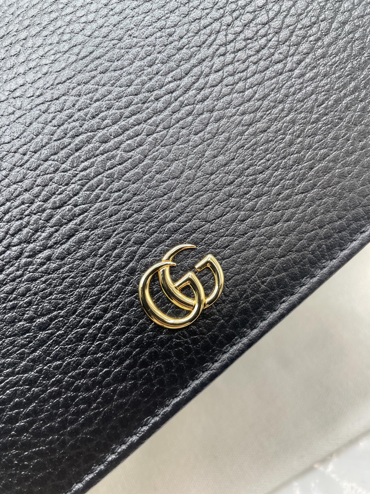 GUCCI 高仿GG Marmont 黑色荔枝皮鏈條包 氣質百搭單肩款｜歐美奢侈品精品推薦