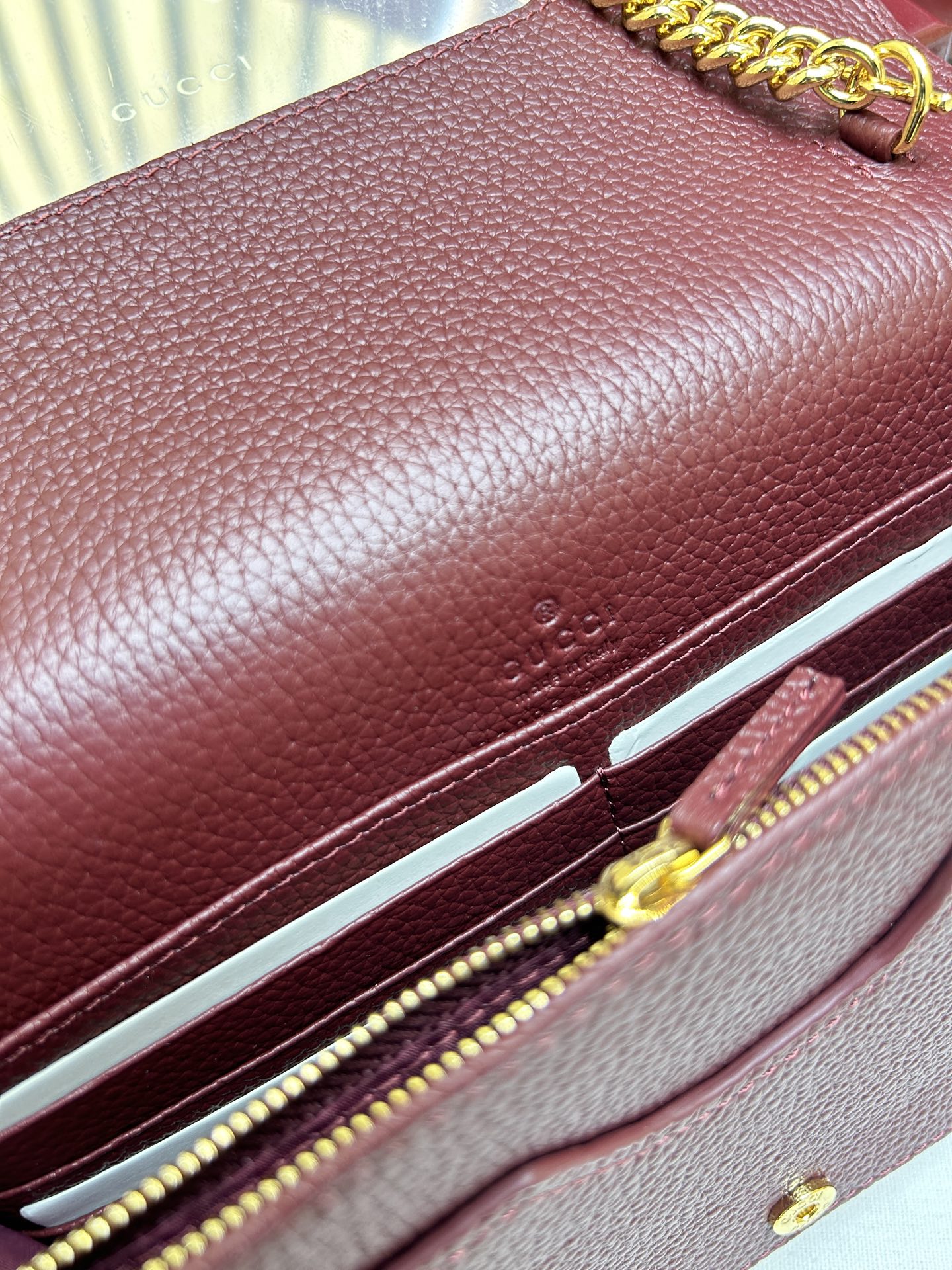 GUCCI A貨GG Marmont 黑紅拼色鏈條包 經典雙G設計｜歐美奢侈品精品推薦