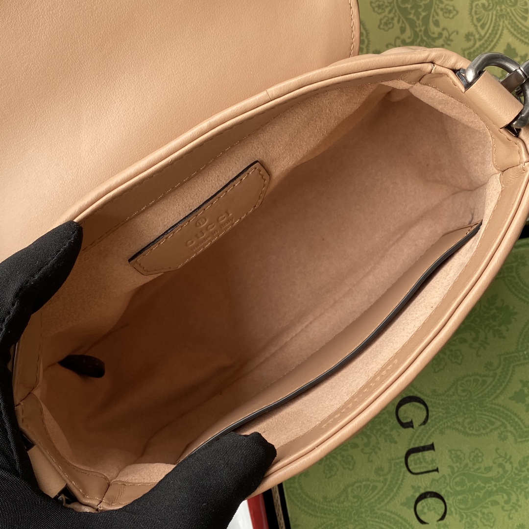 GUCCI 高仿GG Marmont 焦糖菱格肩背包 銀鍊雙G扣｜歐美奢侈品精品推薦