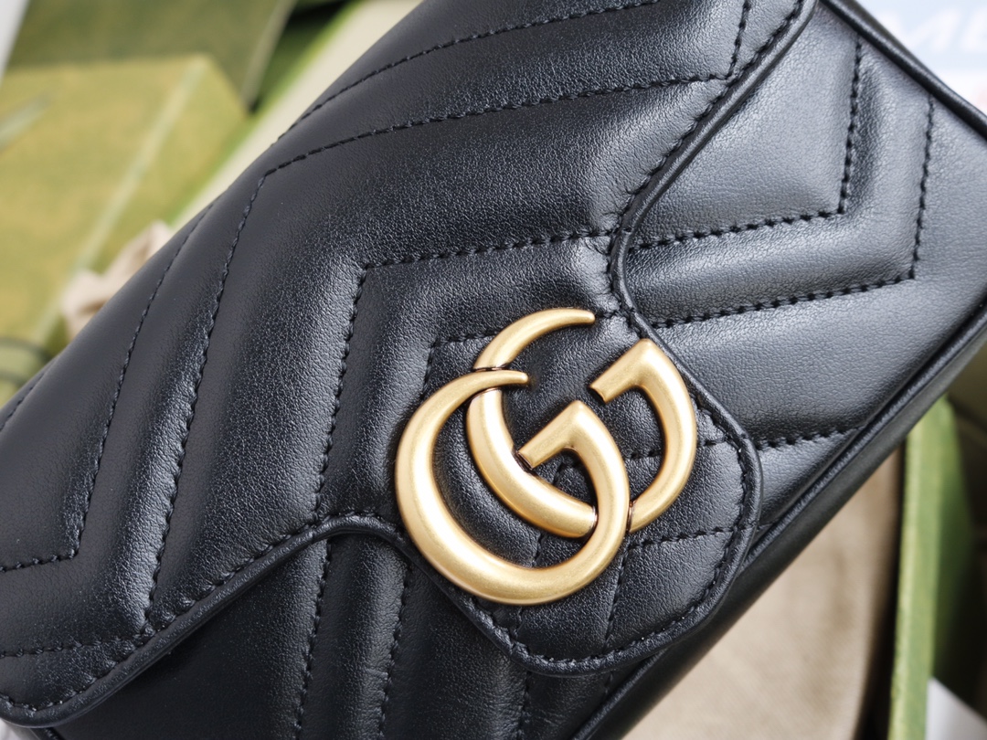 GUCCI 一比一黑色GG Marmont迷你包 金色Logo鏈條斜背款｜歐美奢侈品精品推薦