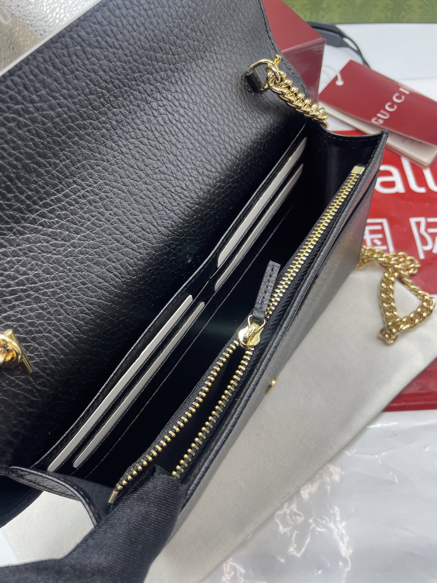 GUCCI 高仿GG帆布拼皮信封包 黑皮金鍊百搭款 女士斜背包推薦｜歐美奢侈品精品推薦