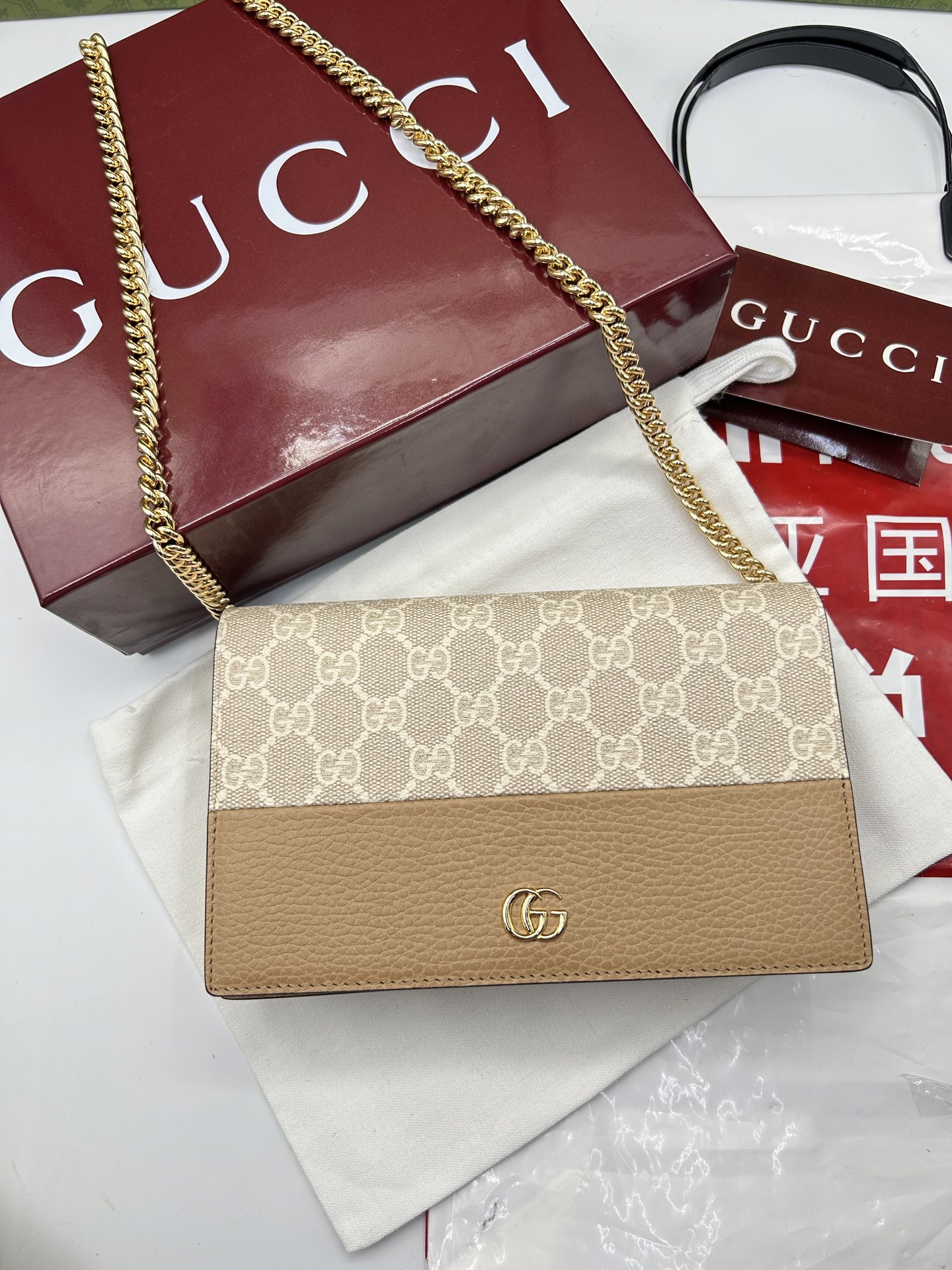 GUCCI 原單GG帆布拼駝皮信封包 金鍊肩背款 優雅百搭人氣推薦