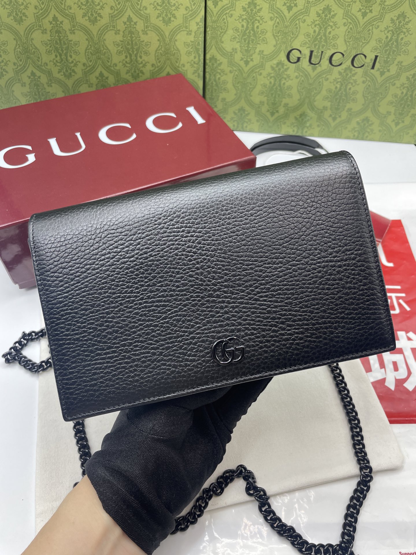 GUCCI A貨全黑信封包 女士荔枝皮全黑鏈條設計 極簡酷感百搭款｜歐美奢侈品精品推薦