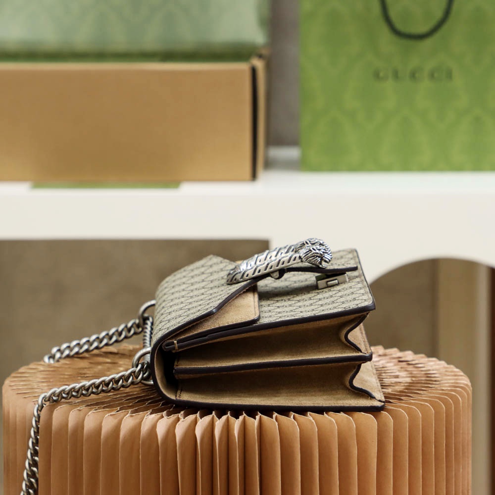 Gucci高仿Dionysus中型GG老花包 經典銀扣 女用復古百搭鏈條設計|超A仿原單精品圖片 9 Gucci高仿Dionysus中型GG老花包 經典銀扣 女用復古百搭鏈條設計|歐美奢侈品精品推薦