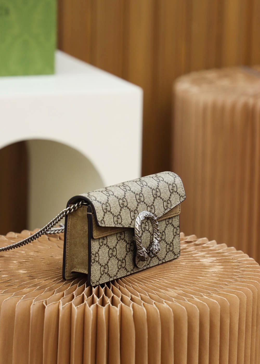 Gucci一比一Dionysus GG迷你斜背包 女士鏈條小包輕便出門首選｜歐美奢侈品精品推薦