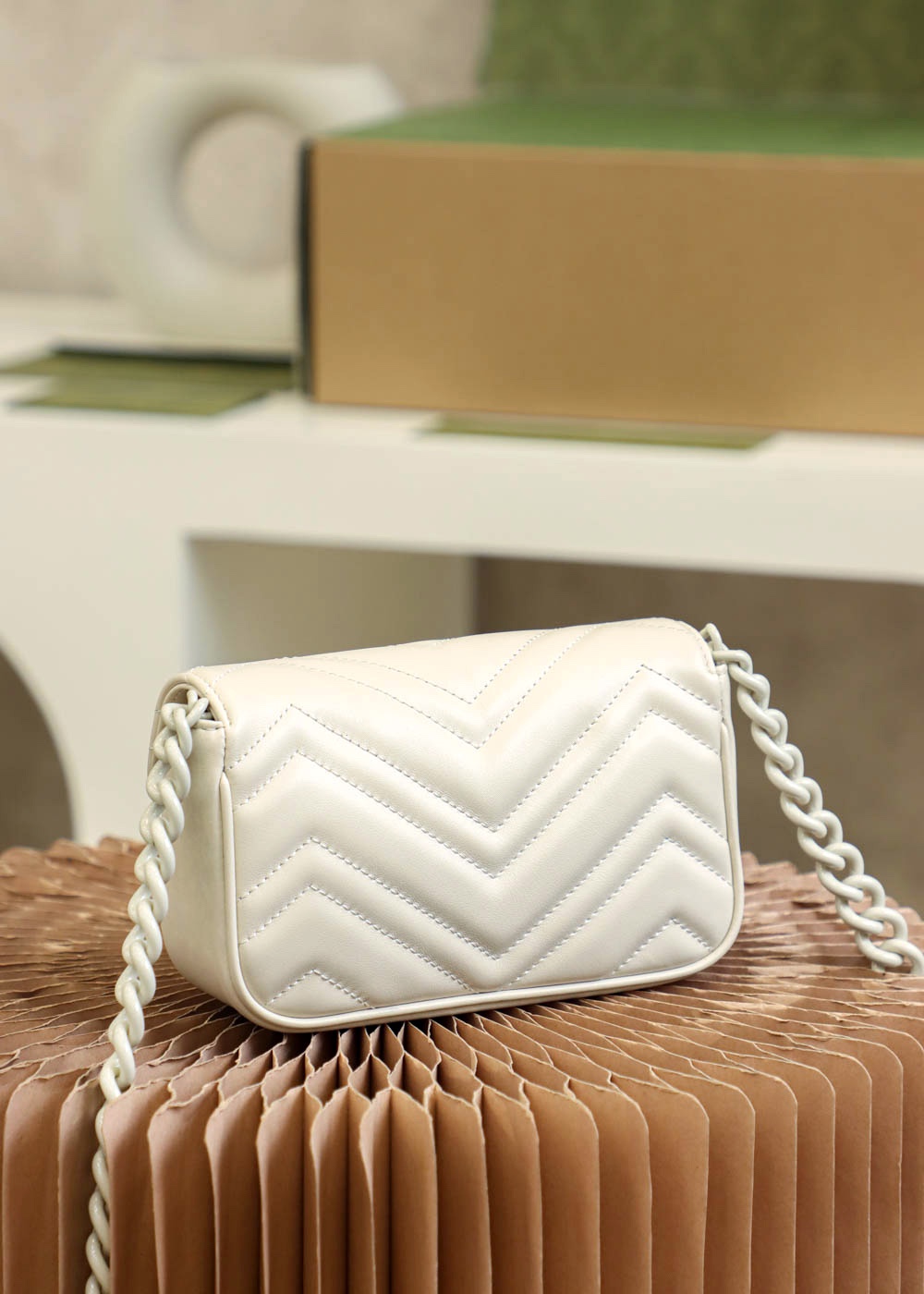 GUCCI一比一白色迷你包GG絎縫設計清新百搭實用包款|超A仿原單精品圖片 11 GUCCI一比一白色迷你包GG絎縫設計清新百搭實用包款|歐美奢侈品精品推薦