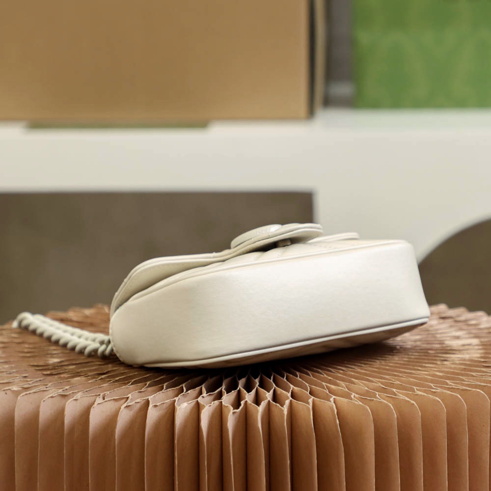 GUCCI一比一白色迷你包GG絎縫設計清新百搭實用包款|超A仿原單精品圖片 7 GUCCI一比一白色迷你包GG絎縫設計清新百搭實用包款|歐美奢侈品精品推薦