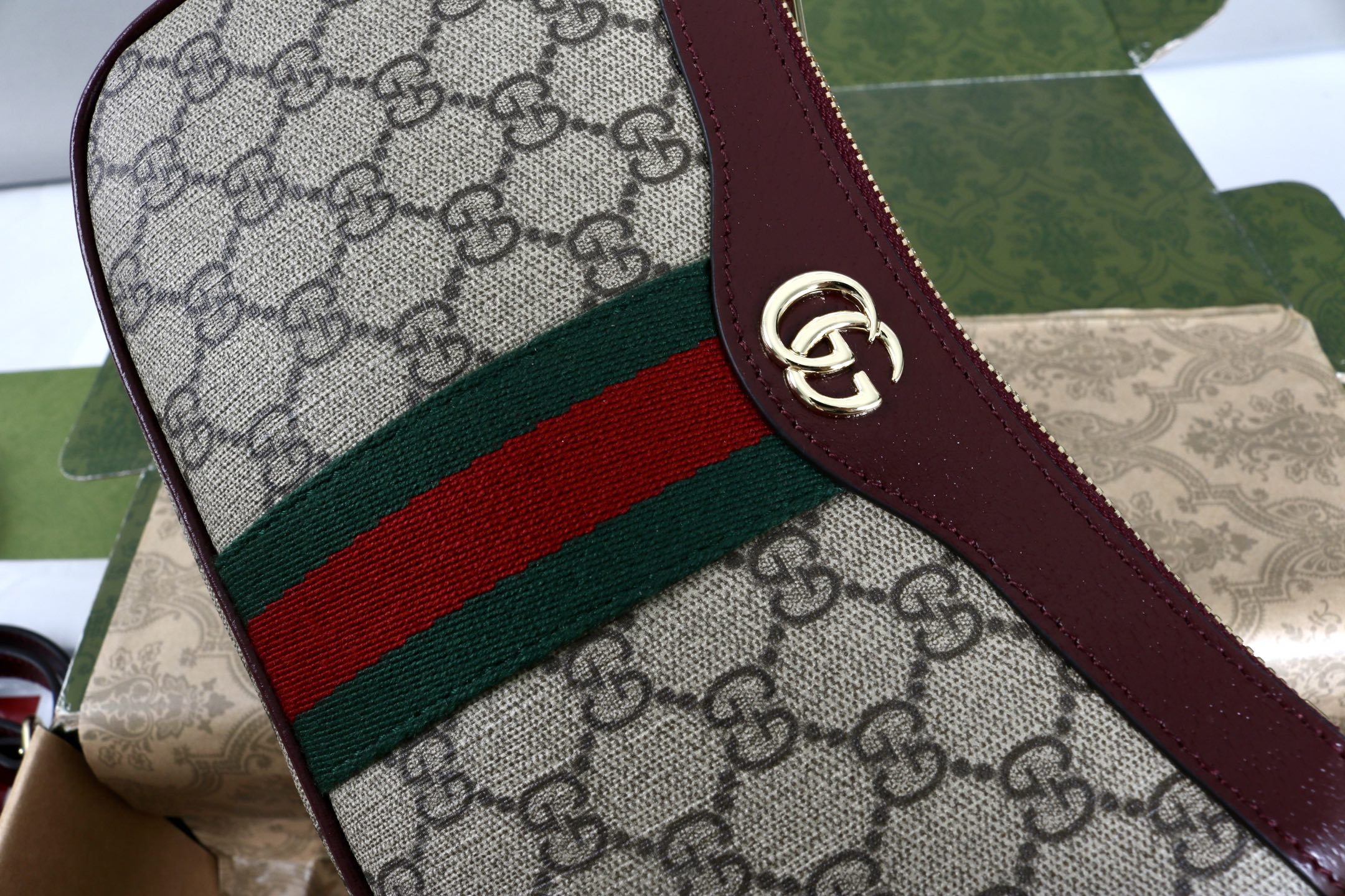 GucciA貨迷你腋下包酒紅飾邊GG老花復古風通勤小包｜歐美奢侈品精品推薦
