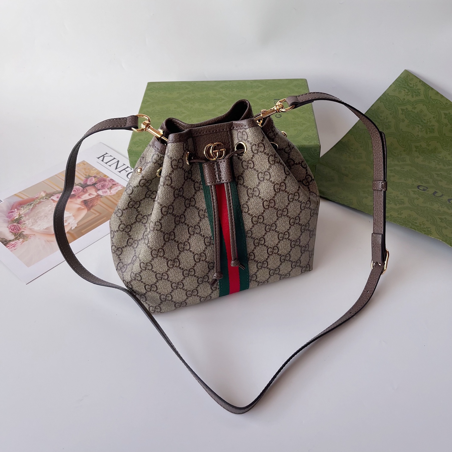 Gucci一比一水桶包老花帆布復刻經典設計輕便斜背女包