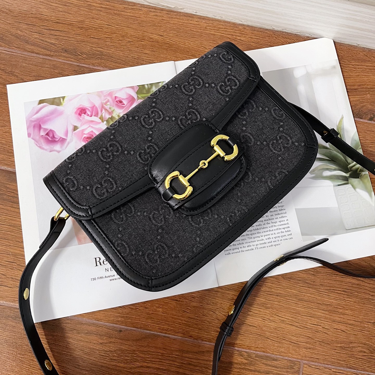 Gucci高仿黑色Horsebit 1955單肩包 壓紋老花金扣款