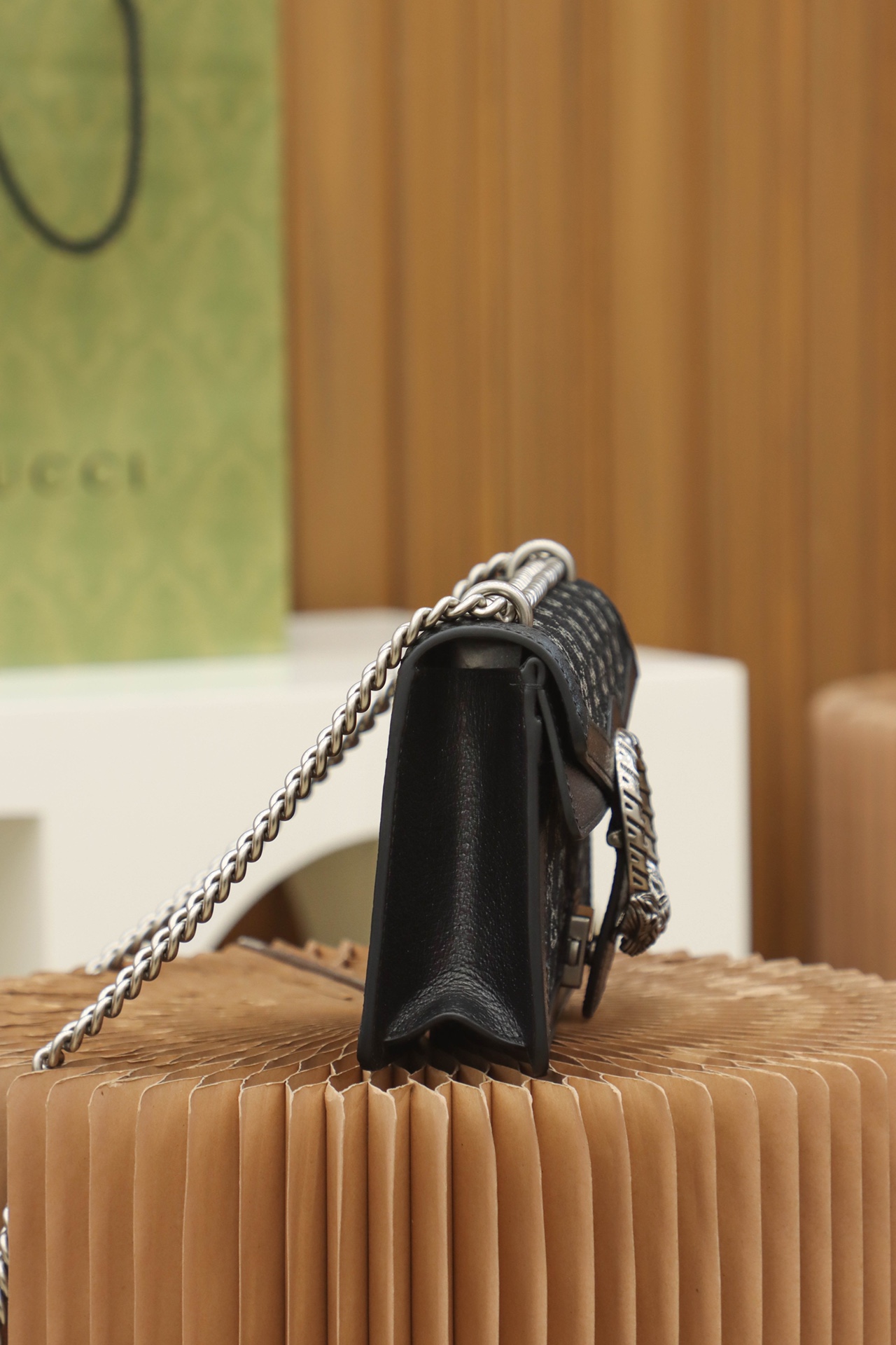 Gucci高仿Dionysus黑色GG老花包 經典銀鍊肩背款｜歐美奢侈品精品推薦