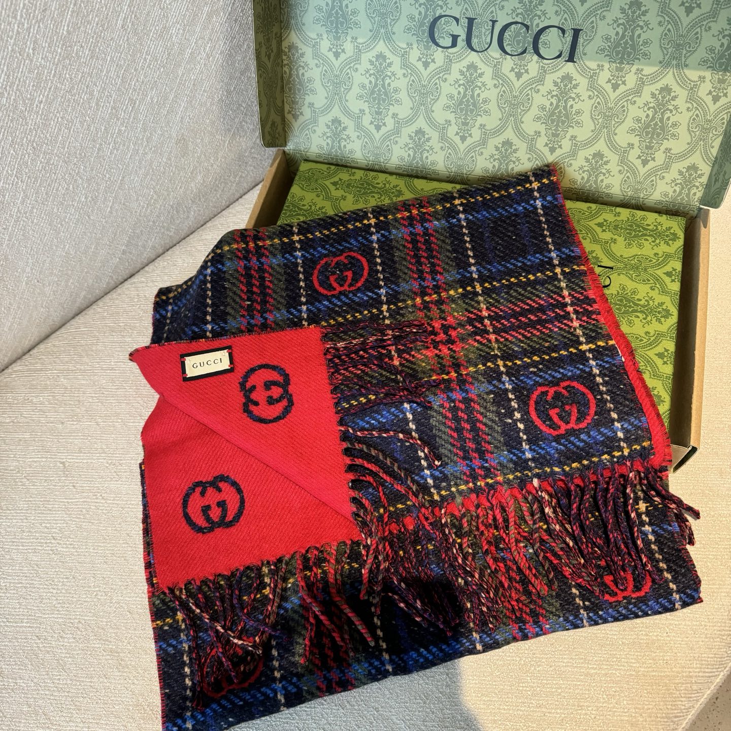 Gucci 高仿格紋圍巾 紅藍GG提花設計 秋冬吸睛款