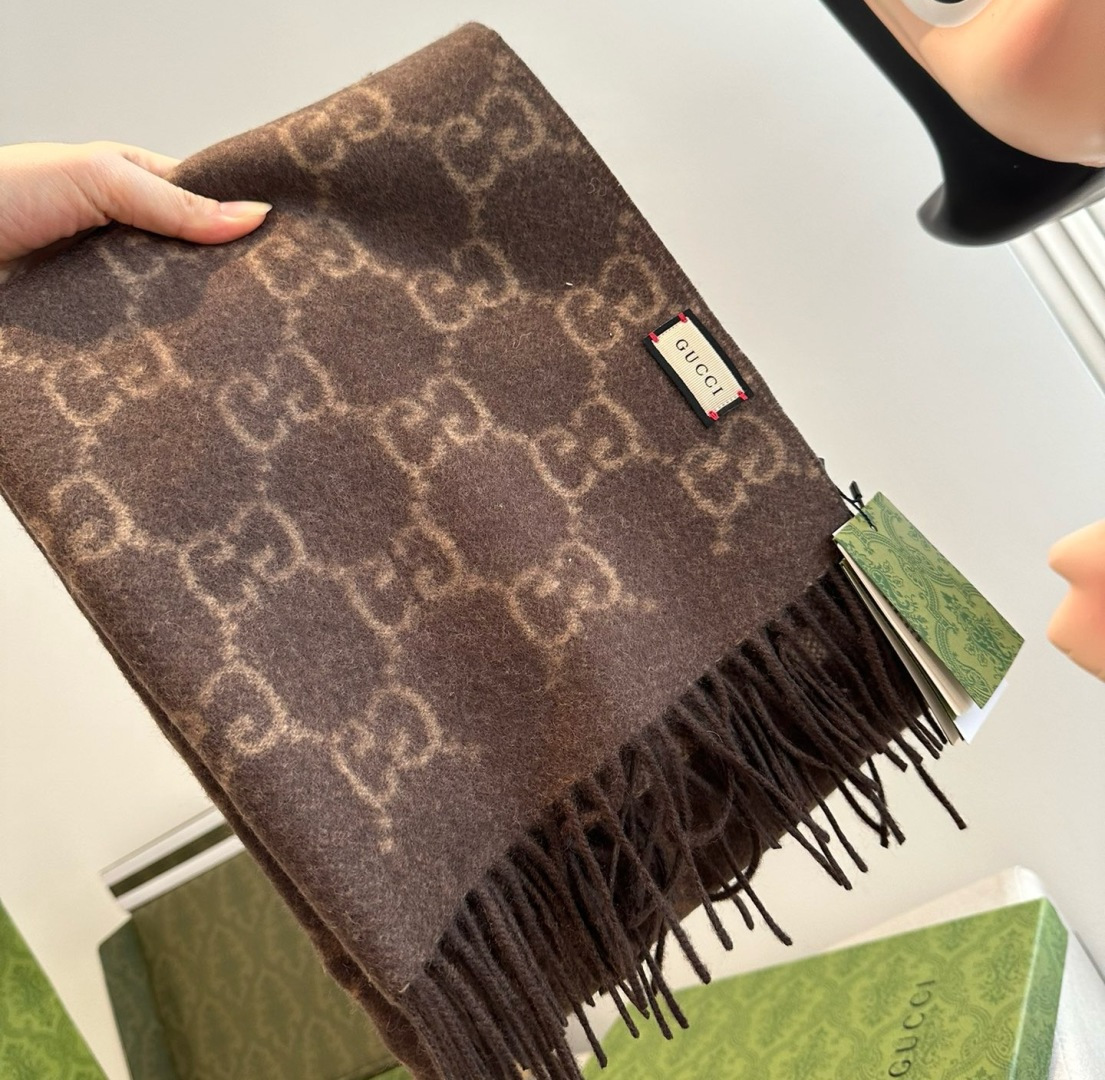 Gucci 原單男款雙G提花圍巾 咖啡色極簡風格款