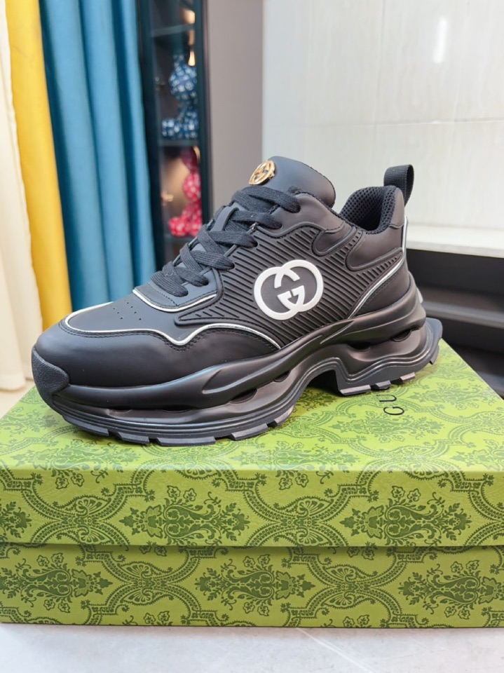 Gucci高仿男士黑色厚底運動鞋 全黑設計復古街頭風格款
