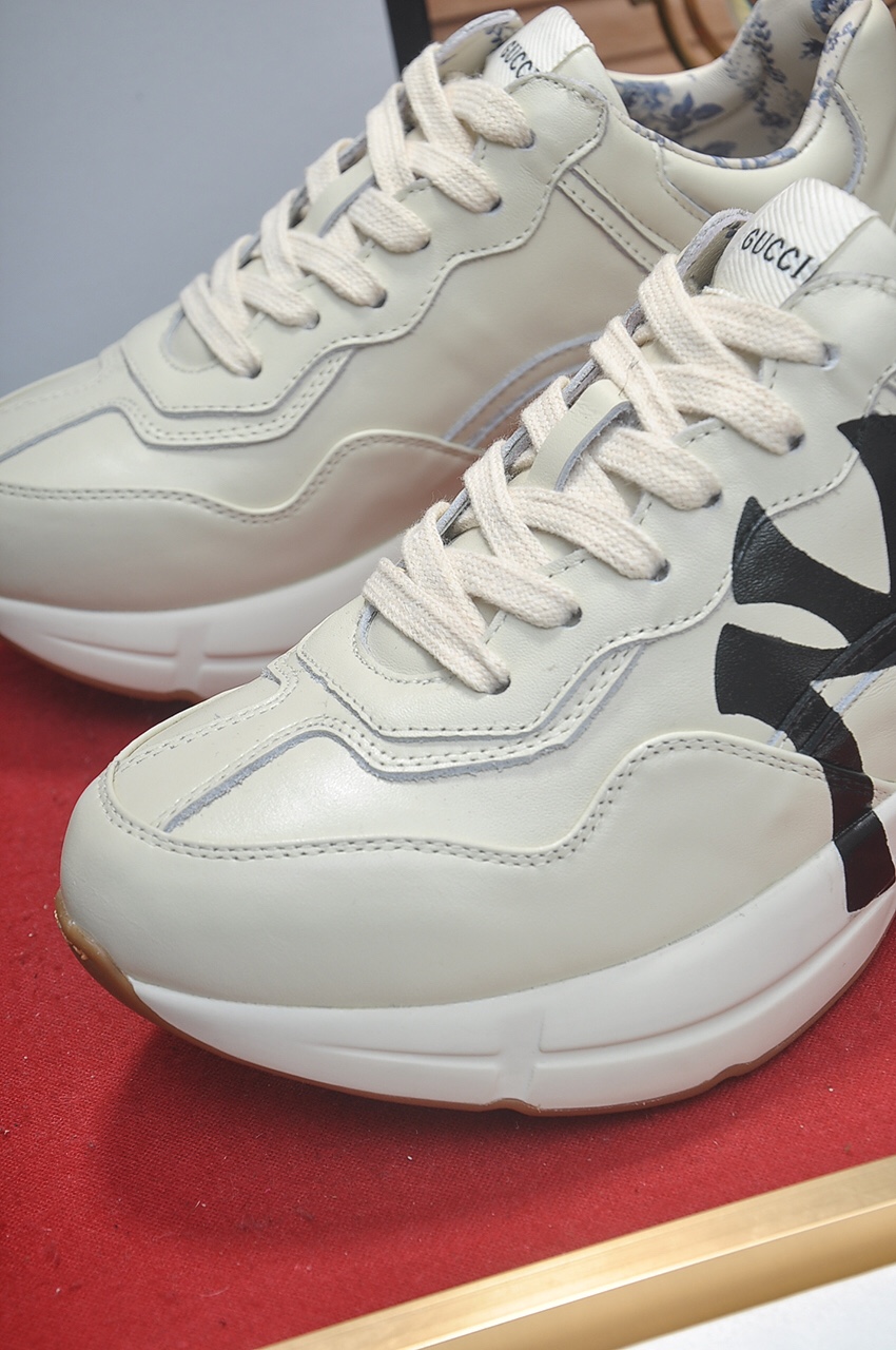 Gucci一比一男士NY標厚底運動鞋 米白經典配色簡約有型｜歐美奢侈品精品推薦