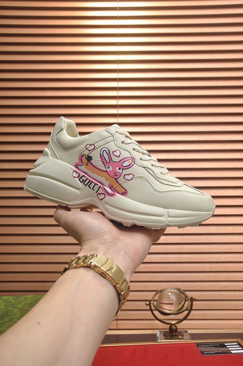 Gucci高仿兔子印花男士厚底運動鞋 可愛塗鴉風格設計款