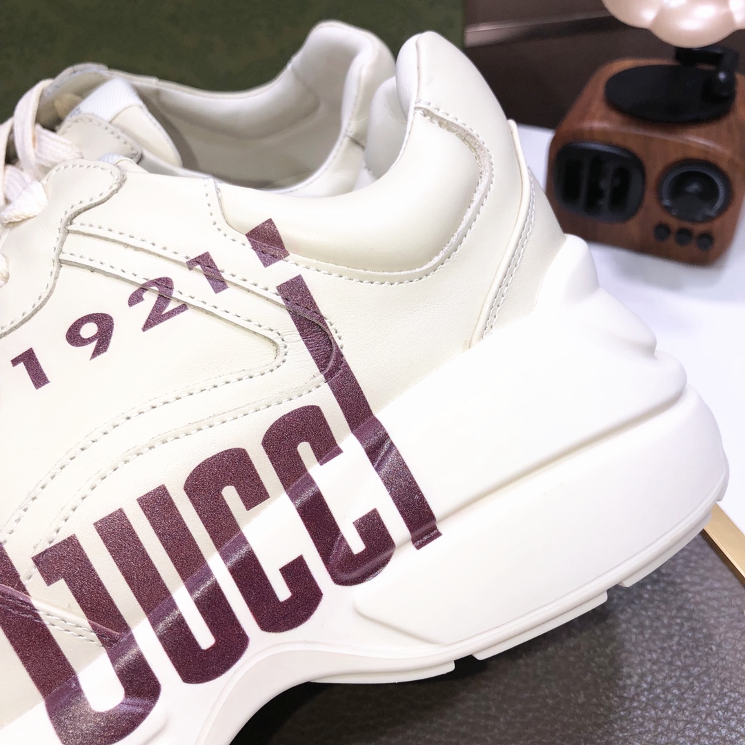 Gucci高仿1921紀念Logo復古男鞋 復刻原創風格標誌鞋|超A仿原單精品圖片 8 Gucci高仿1921紀念Logo復古男鞋 復刻原創風格標誌鞋|歐美奢侈品精品推薦