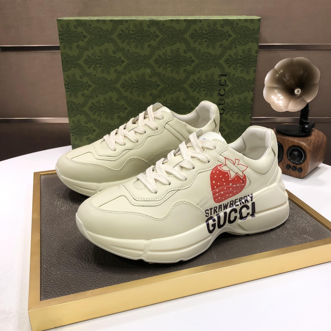 Gucci原單男士草莓印花鞋款 經典LOGO甜感街頭百搭鞋|超A仿原單精品圖片 3 Gucci原單男士草莓印花鞋款 經典LOGO甜感街頭百搭鞋|歐美奢侈品精品推薦