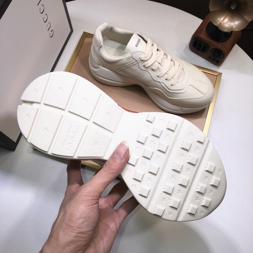 Gucci原單男士滿版草莓印花鞋款 趣味手繪風格厚底設計|超A仿原單精品圖片 14 Gucci原單男士滿版草莓印花鞋款 趣味手繪風格厚底設計|歐美奢侈品精品推薦