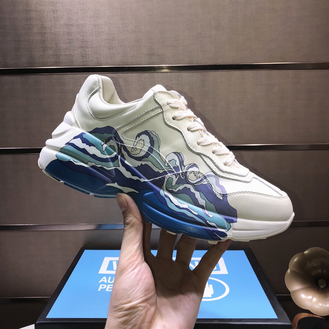 Gucci A貨男鞋 海浪插畫印花奶油底款 街頭藝術潮感設計|超A仿原單精品圖片 10 Gucci A貨男鞋 海浪插畫印花奶油底款 街頭藝術潮感設計|歐美奢侈品精品推薦