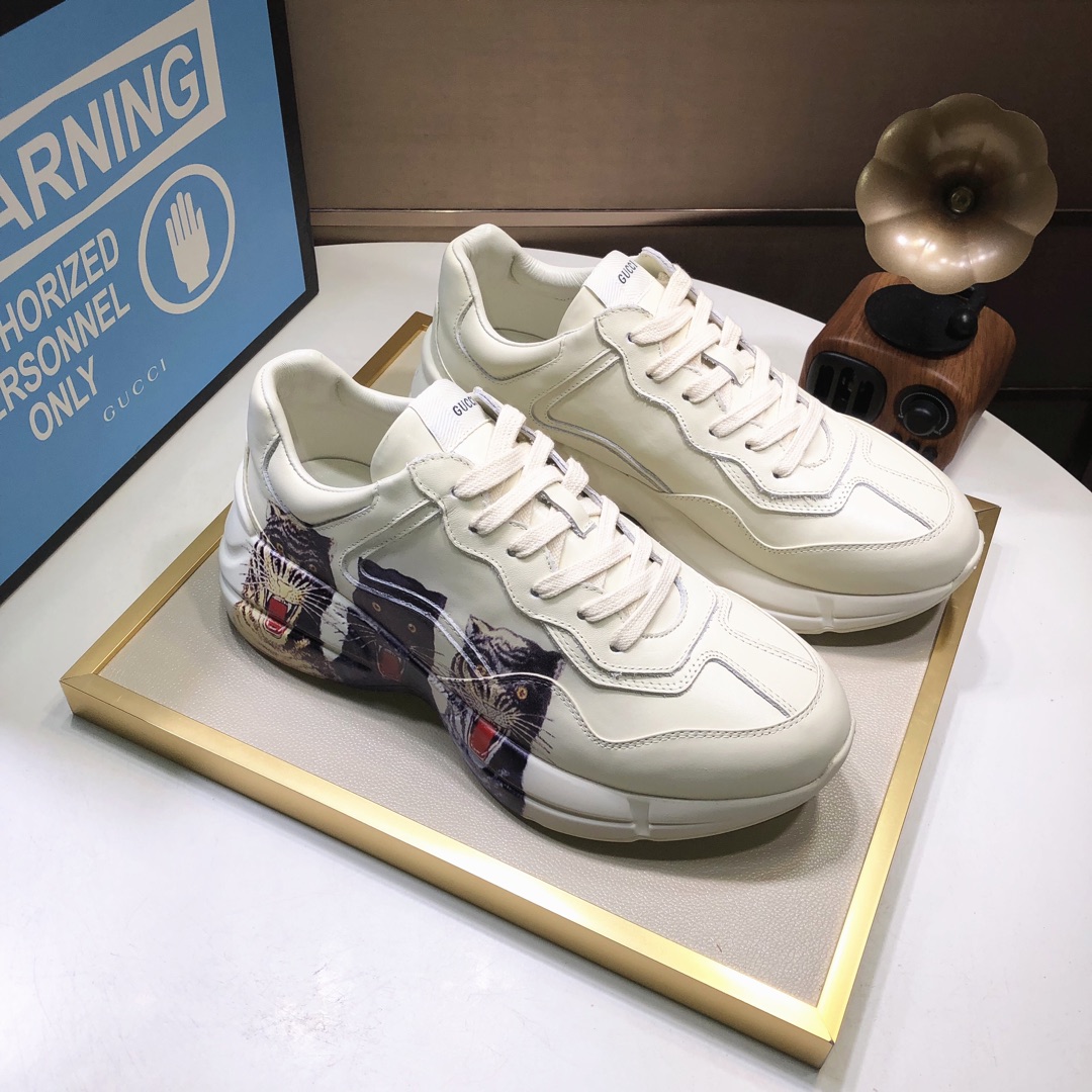 Gucci高仿男士虎頭印花運動鞋 奶油白潮流厚底百搭鞋