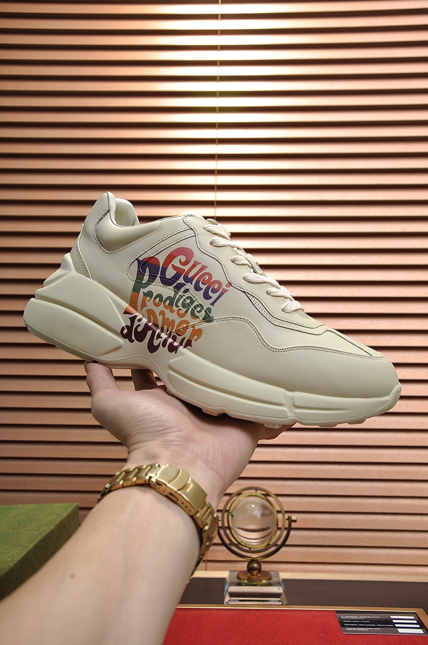 Gucci一比一男鞋 復古文字塗鴉鞋 奶油白厚底藝術潮鞋｜歐美奢侈品精品推薦