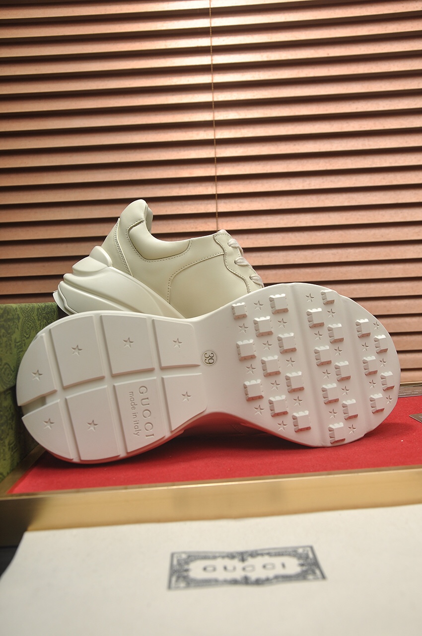 Gucci高仿男鞋 粉紅雙G奶油白老爹鞋 設計簡約人氣鞋款｜歐美奢侈品精品推薦