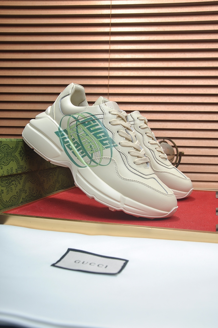 Gucci高仿男鞋 綠色圓弧印花設計 奶白厚底復古運動鞋｜歐美奢侈品精品推薦