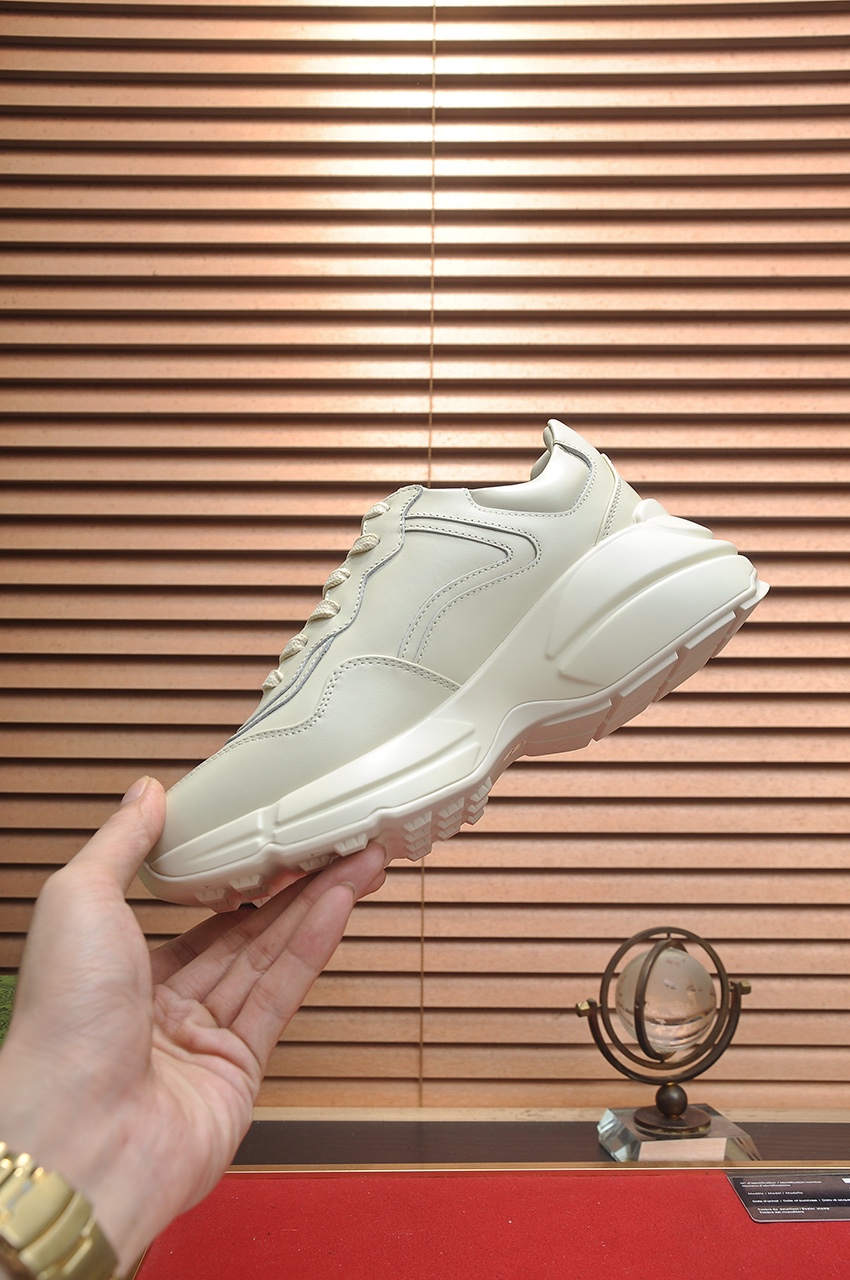 Gucci高仿男鞋 綠色圓弧印花設計 奶白厚底復古運動鞋｜歐美奢侈品精品推薦