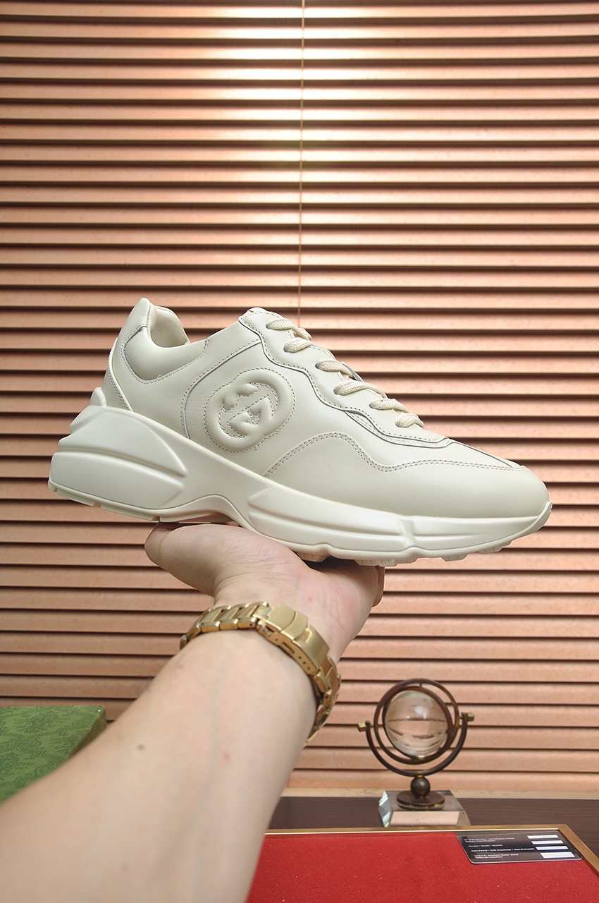 Gucci原單男鞋 奶白雙G浮雕老爹鞋 百搭高質感設計