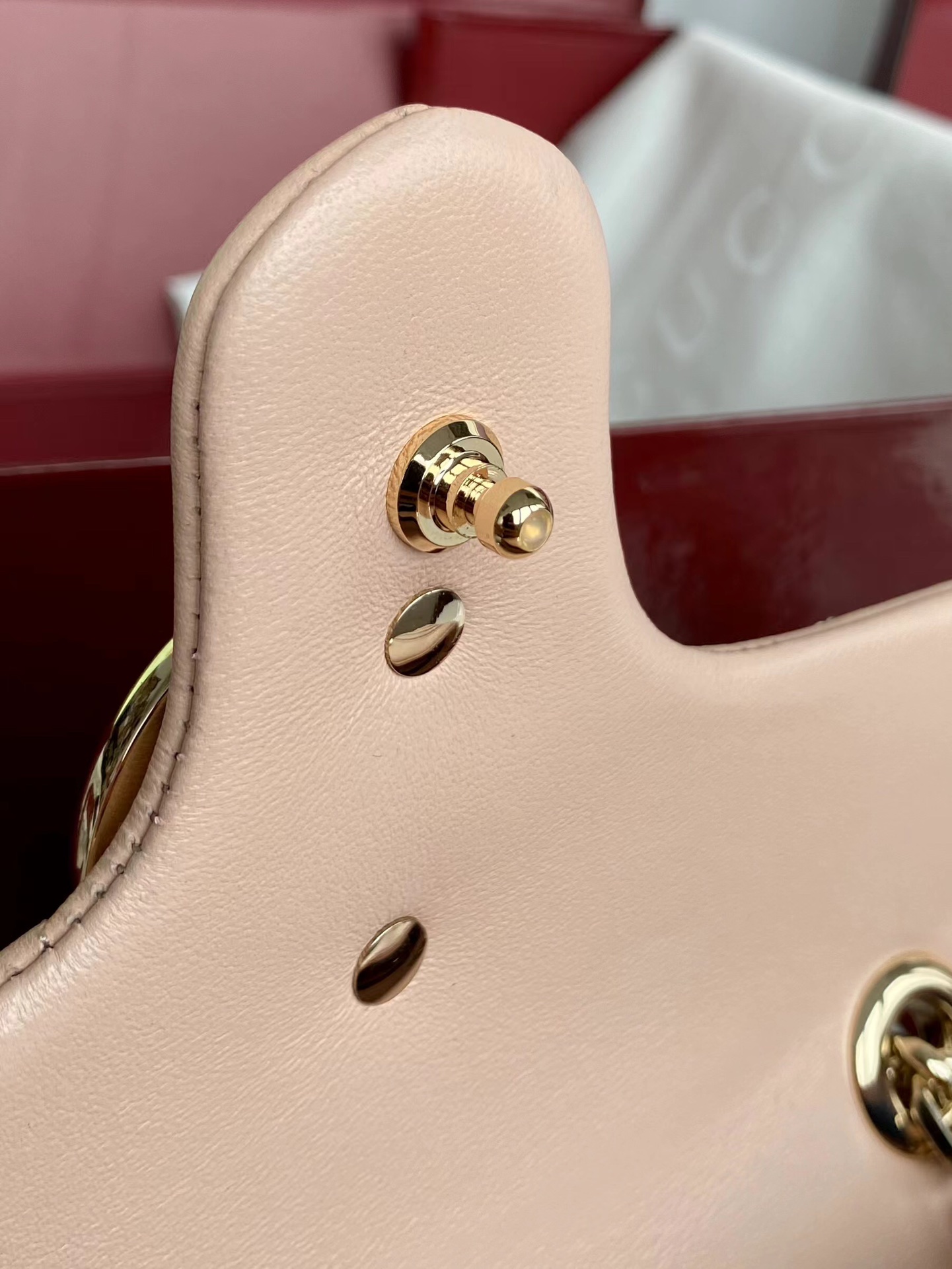 Gucci 一比一GG Marmont鏈條包 奶茶色迷你肩背包款｜歐美奢侈品精品推薦