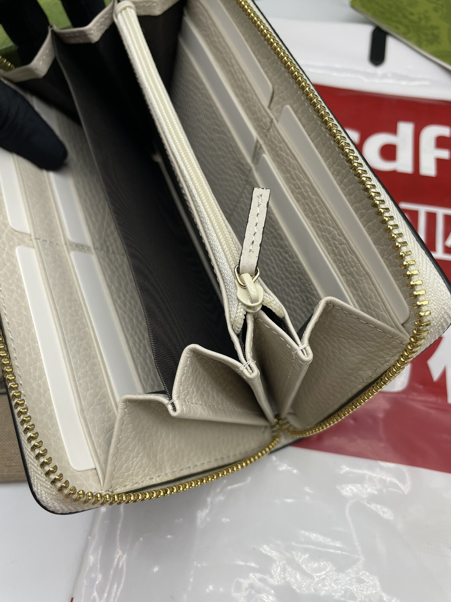 Gucci 高仿GG Marmont白色拼接帆布拉鍊長夾 經典雙G款｜歐美奢侈品精品推薦