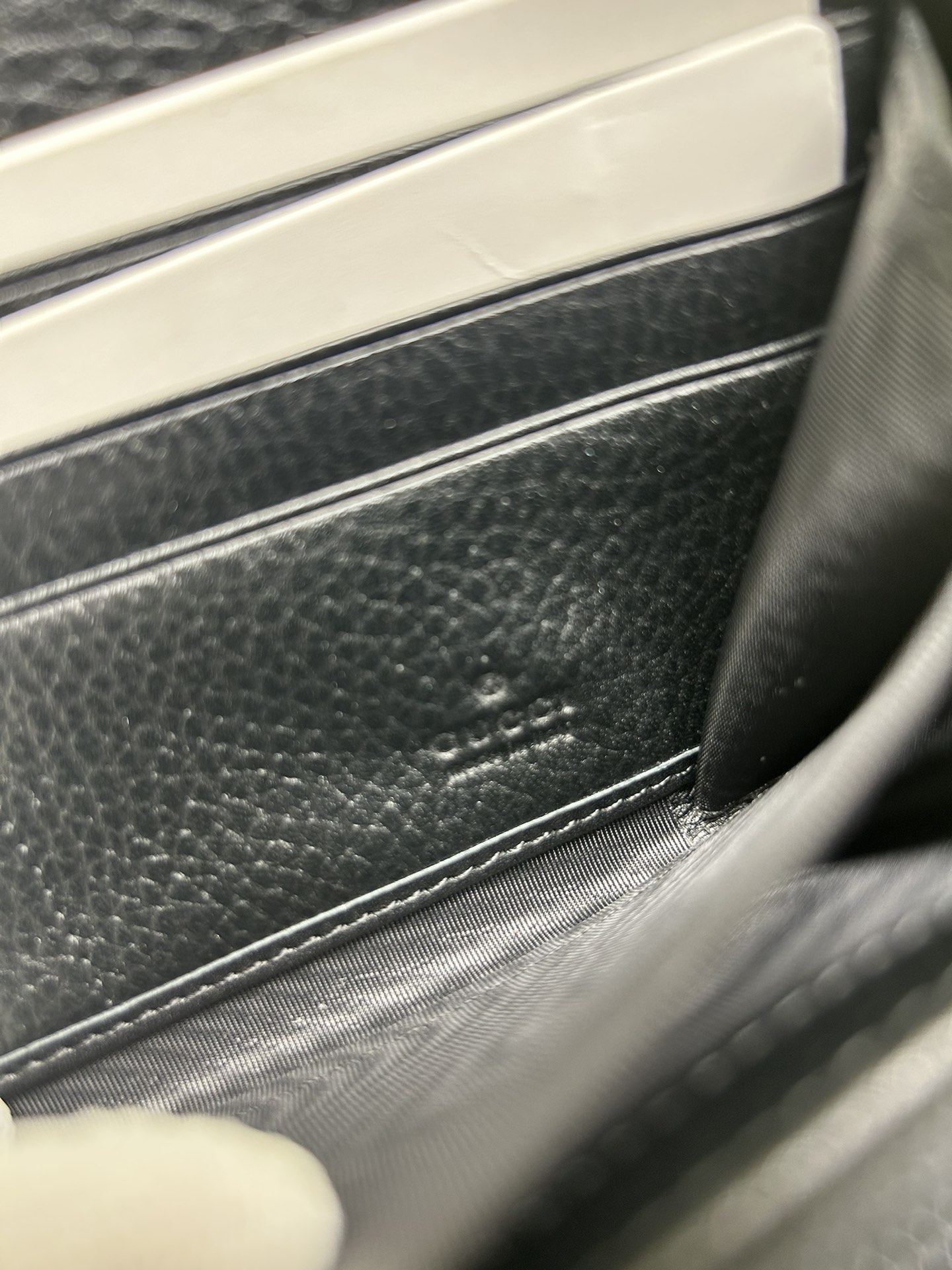 Gucci A貨GG Marmont全黑荔枝皮長夾 金屬雙G經典耐看款｜歐美奢侈品精品推薦