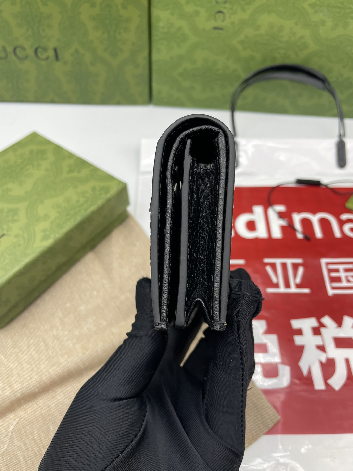 Gucci 高仿 GG Marmont黑色拼接短夾 經典雙G扣設計|超A仿原單精品圖片 11 Gucci 高仿 GG Marmont黑色拼接短夾 經典雙G扣設計|歐美奢侈品精品推薦