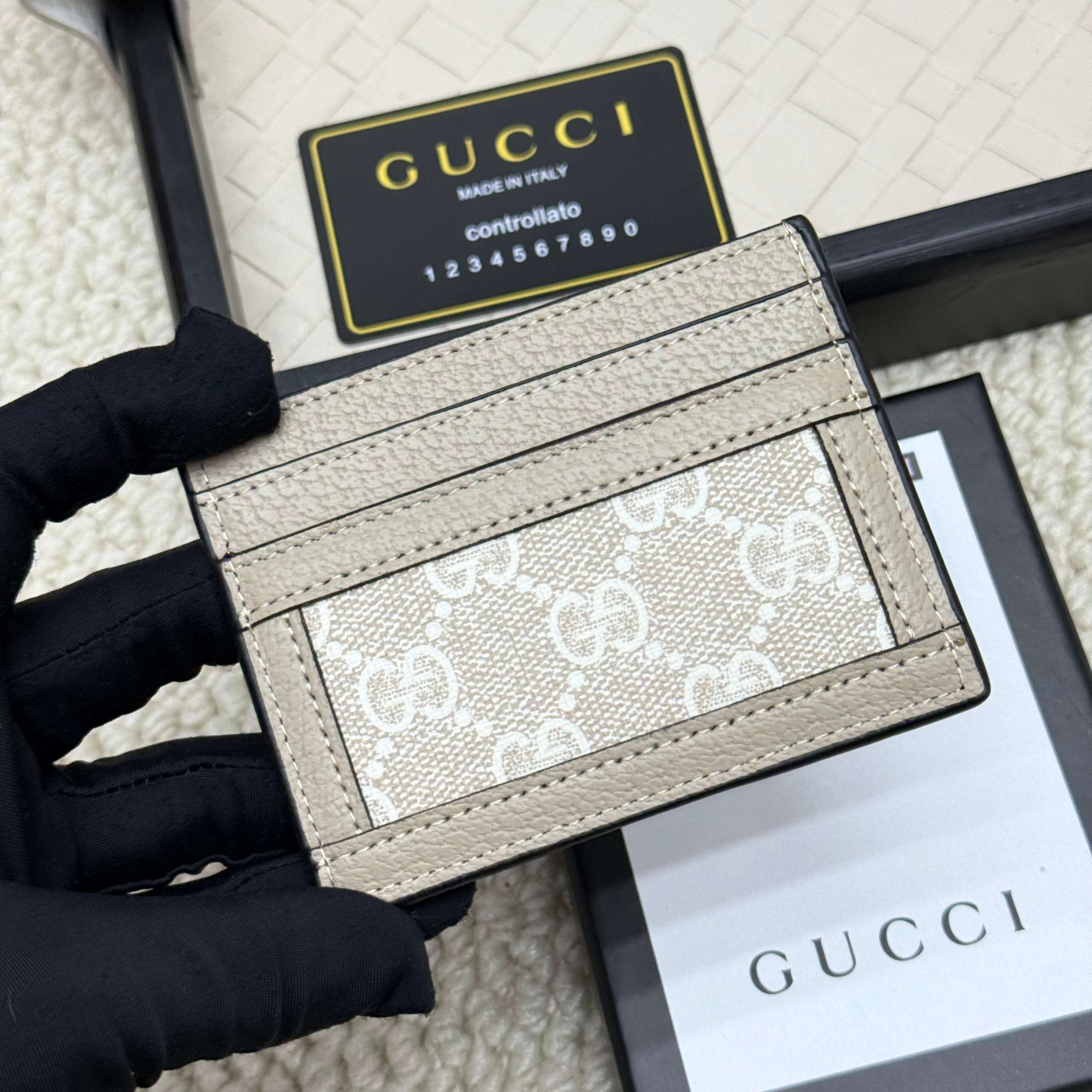 Gucci一比一卡套 Ophidia奶油白老花 金色標誌優雅小物｜歐美奢侈品精品推薦