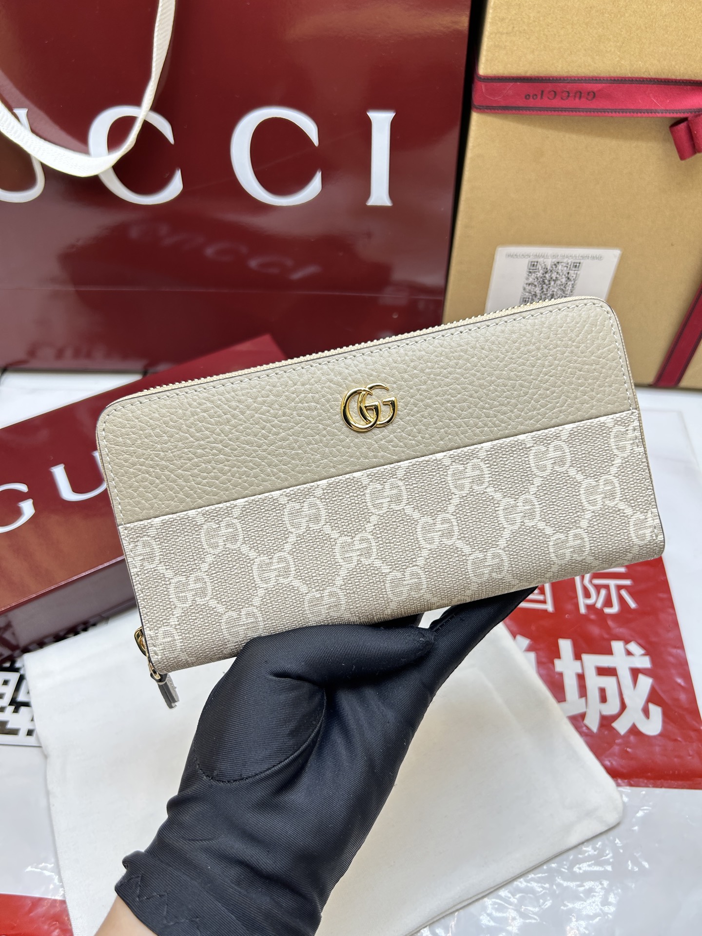 GUCCI高仿拉鍊長夾女用奶茶拼接老花經典實用設計｜歐美奢侈品精品推薦