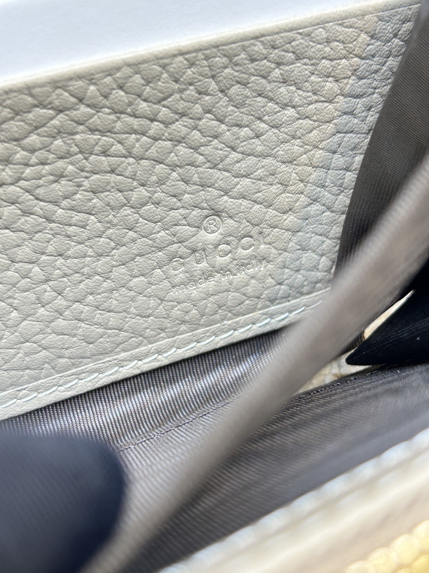 GUCCI高仿拉鍊長夾女用奶茶拼接老花經典實用設計｜歐美奢侈品精品推薦