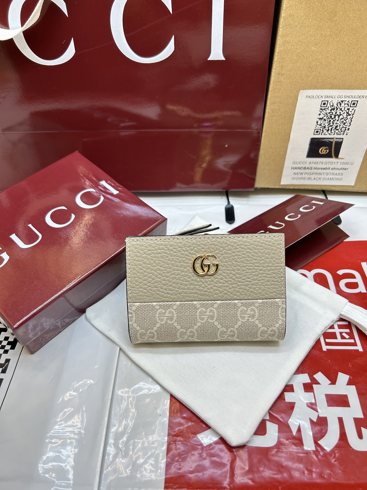 GUCCI高仿卡片夾女用迷你款老花設計輕薄實用首選