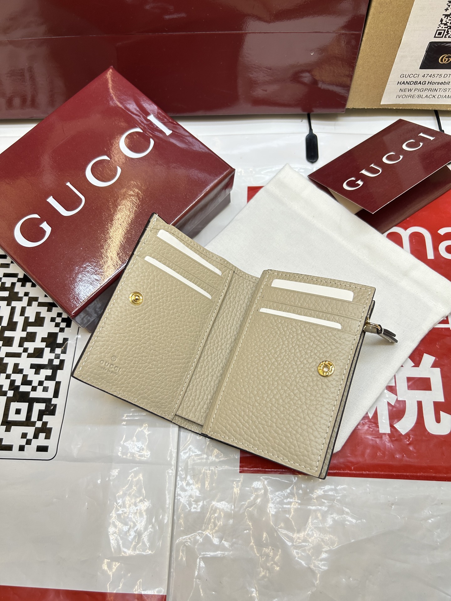 GUCCI高仿卡片夾女用迷你款老花設計輕薄實用首選|超A仿原單精品圖片 12 GUCCI高仿卡片夾女用迷你款老花設計輕薄實用首選|歐美奢侈品精品推薦