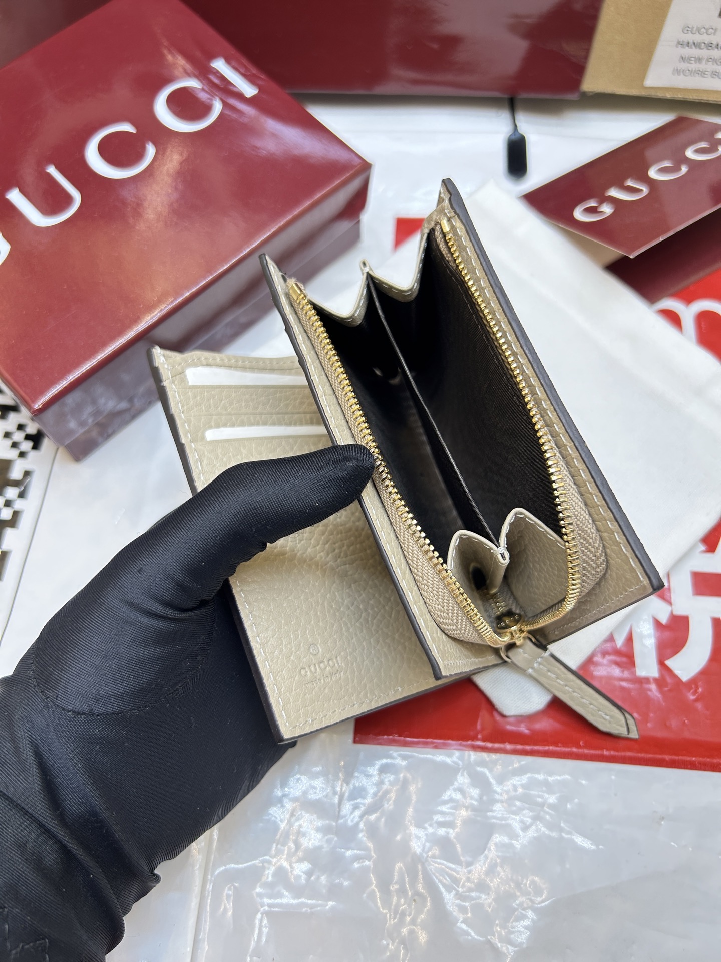 GUCCI高仿卡片夾女用迷你款老花設計輕薄實用首選|超A仿原單精品圖片 8 GUCCI高仿卡片夾女用迷你款老花設計輕薄實用首選|歐美奢侈品精品推薦