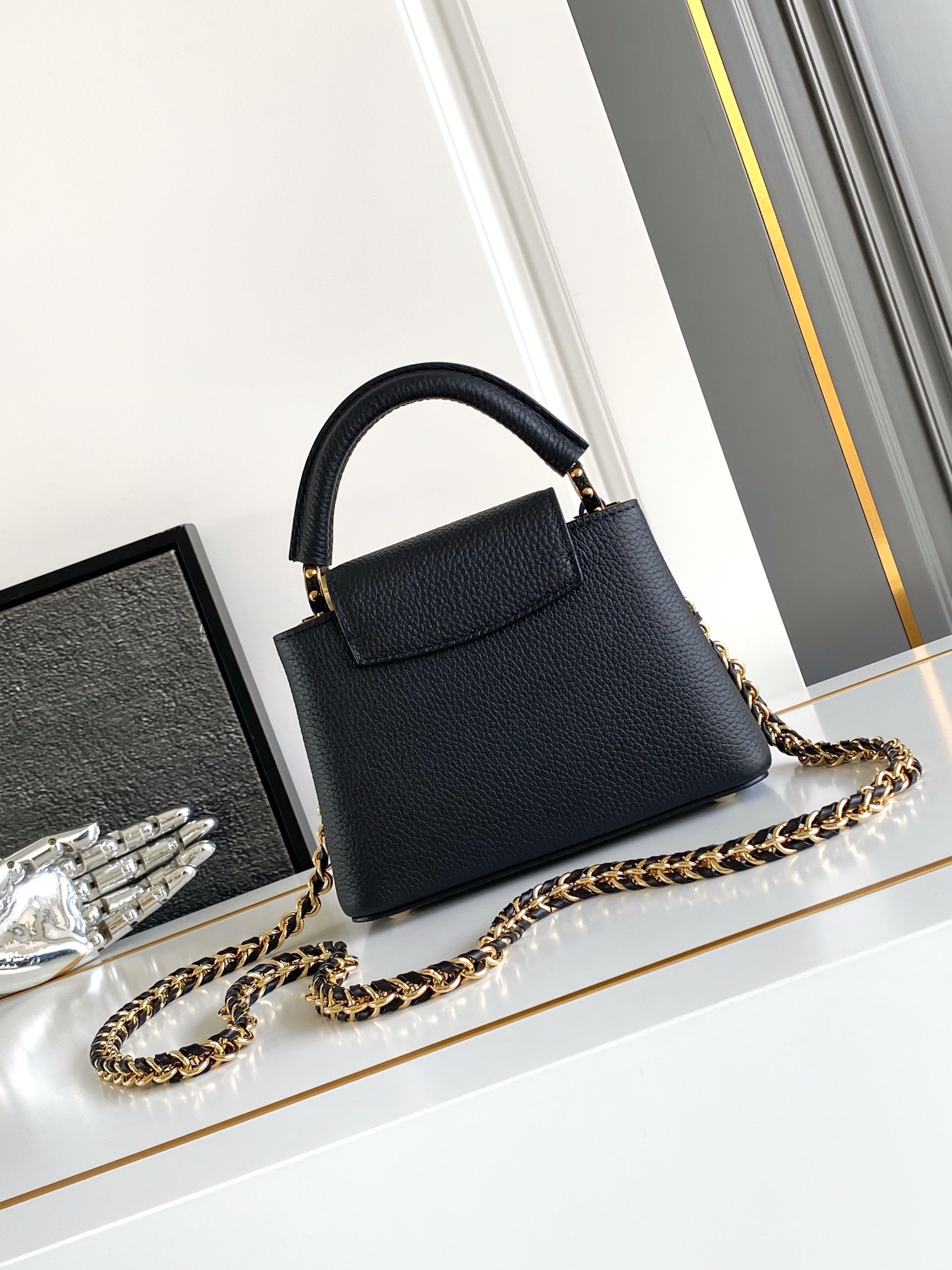 LV高仿黑色Capucines Mini手袋 都會質感百搭新款｜歐美奢侈品精品推薦