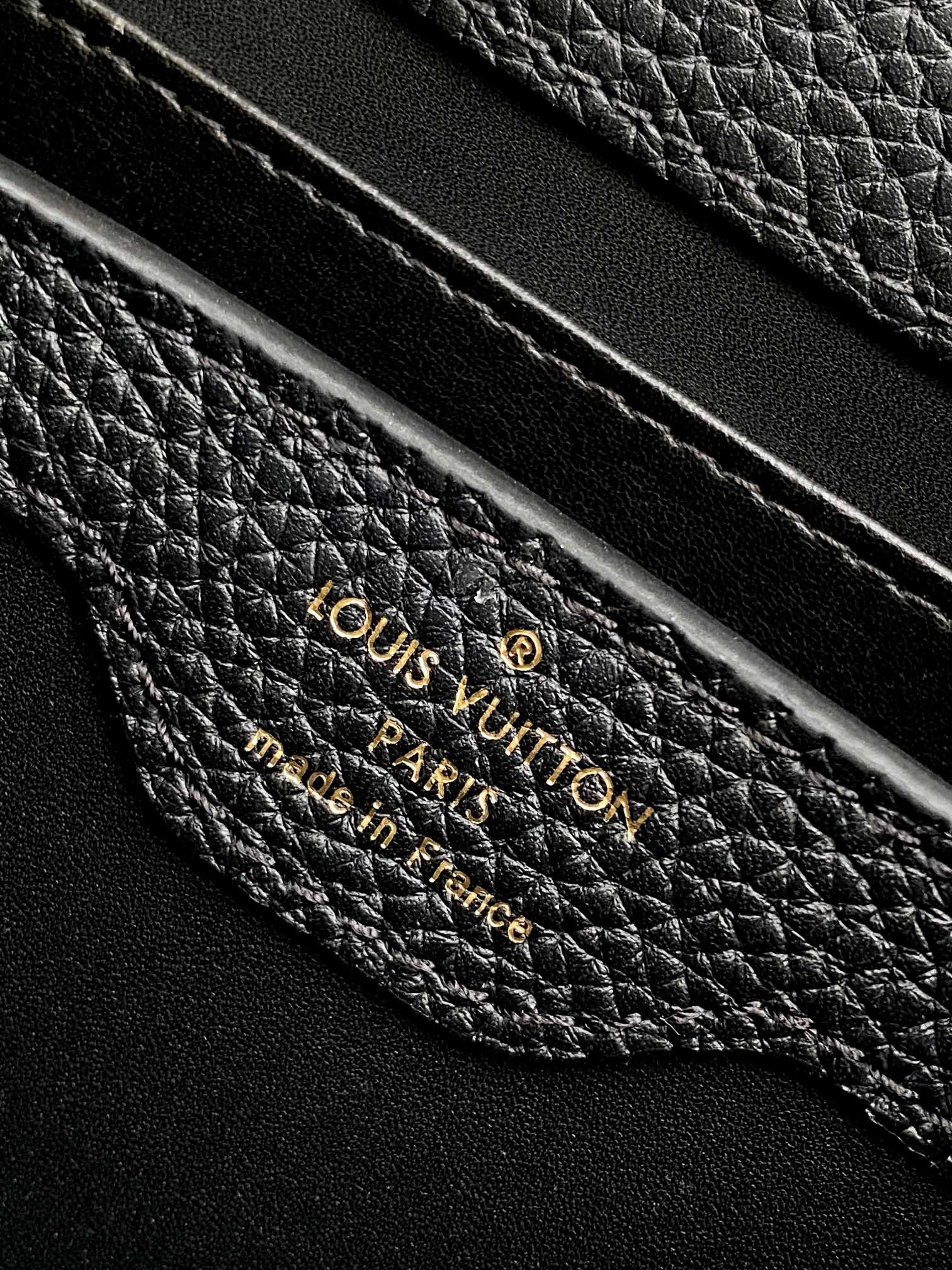 LV高仿黑色Capucines Mini手袋 都會質感百搭新款｜歐美奢侈品精品推薦