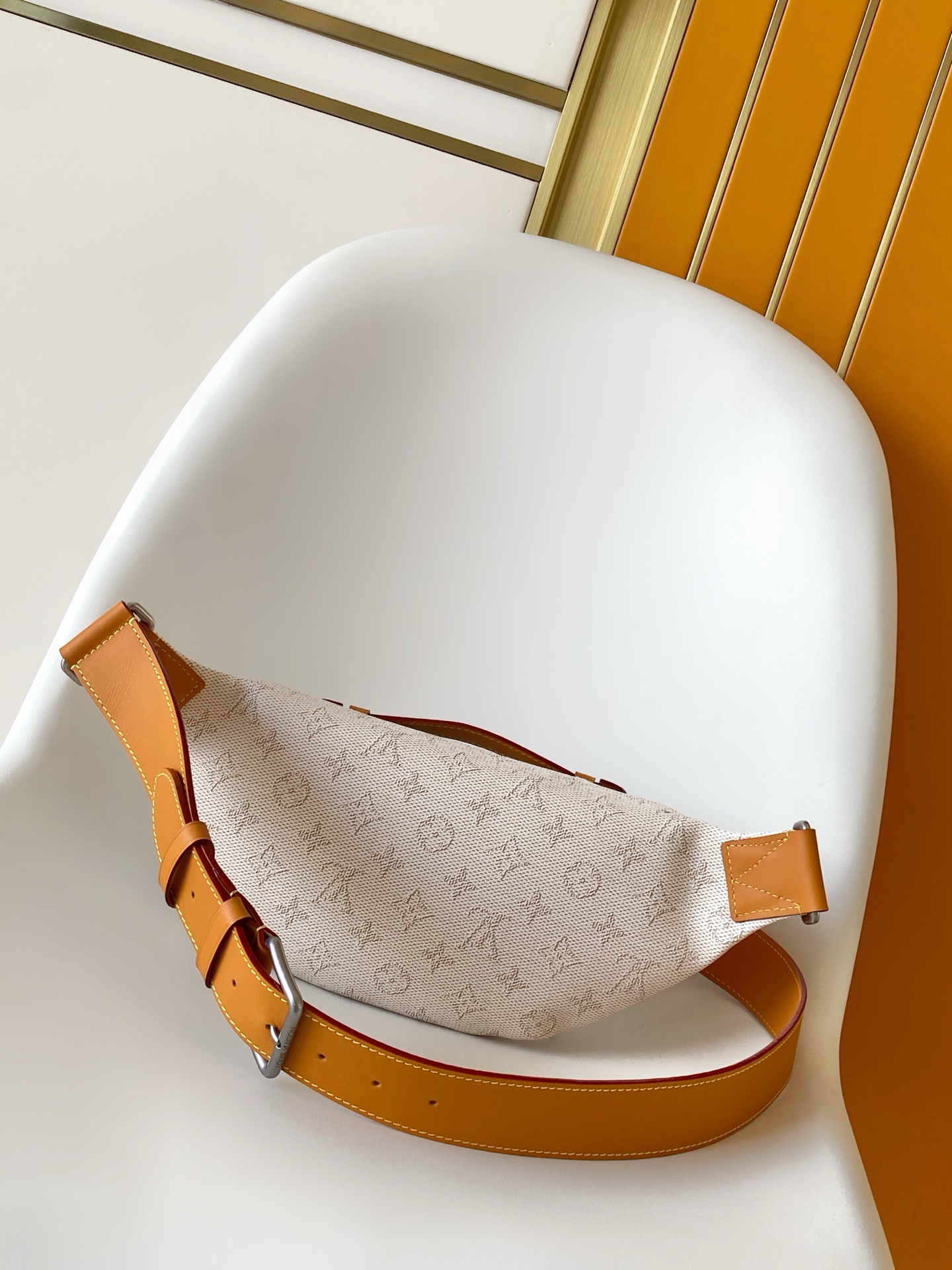 LV原單米白Monogram腰包 時尚休閒男女兼用款｜歐美奢侈品精品推薦