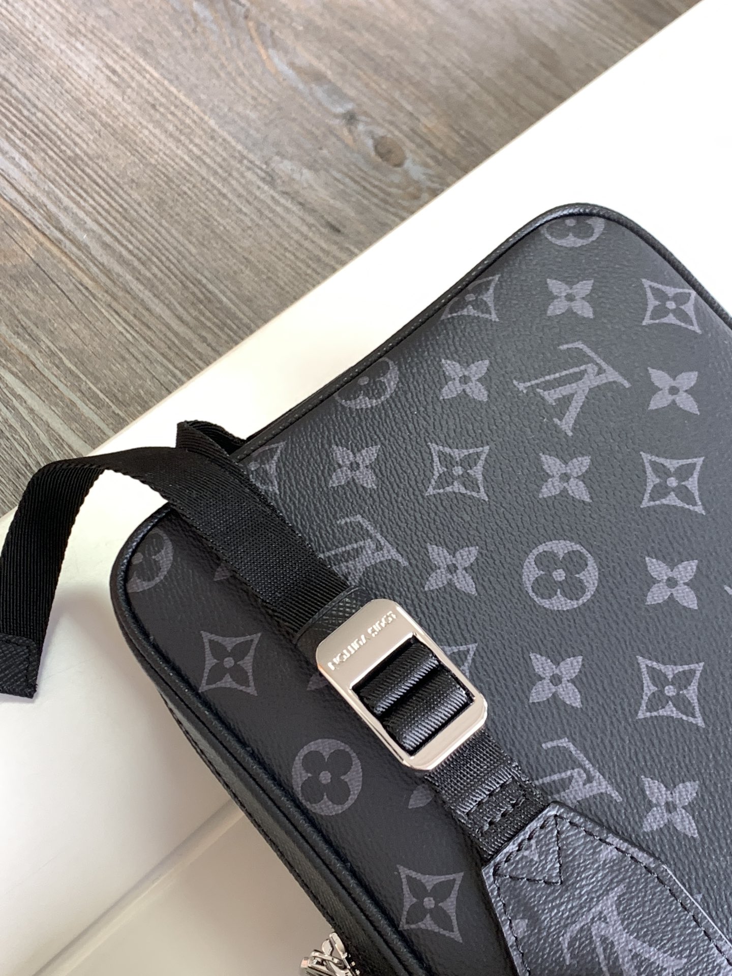 LV一比一黑灰Monogram相機包 實用通勤雙層設計｜歐美奢侈品精品推薦