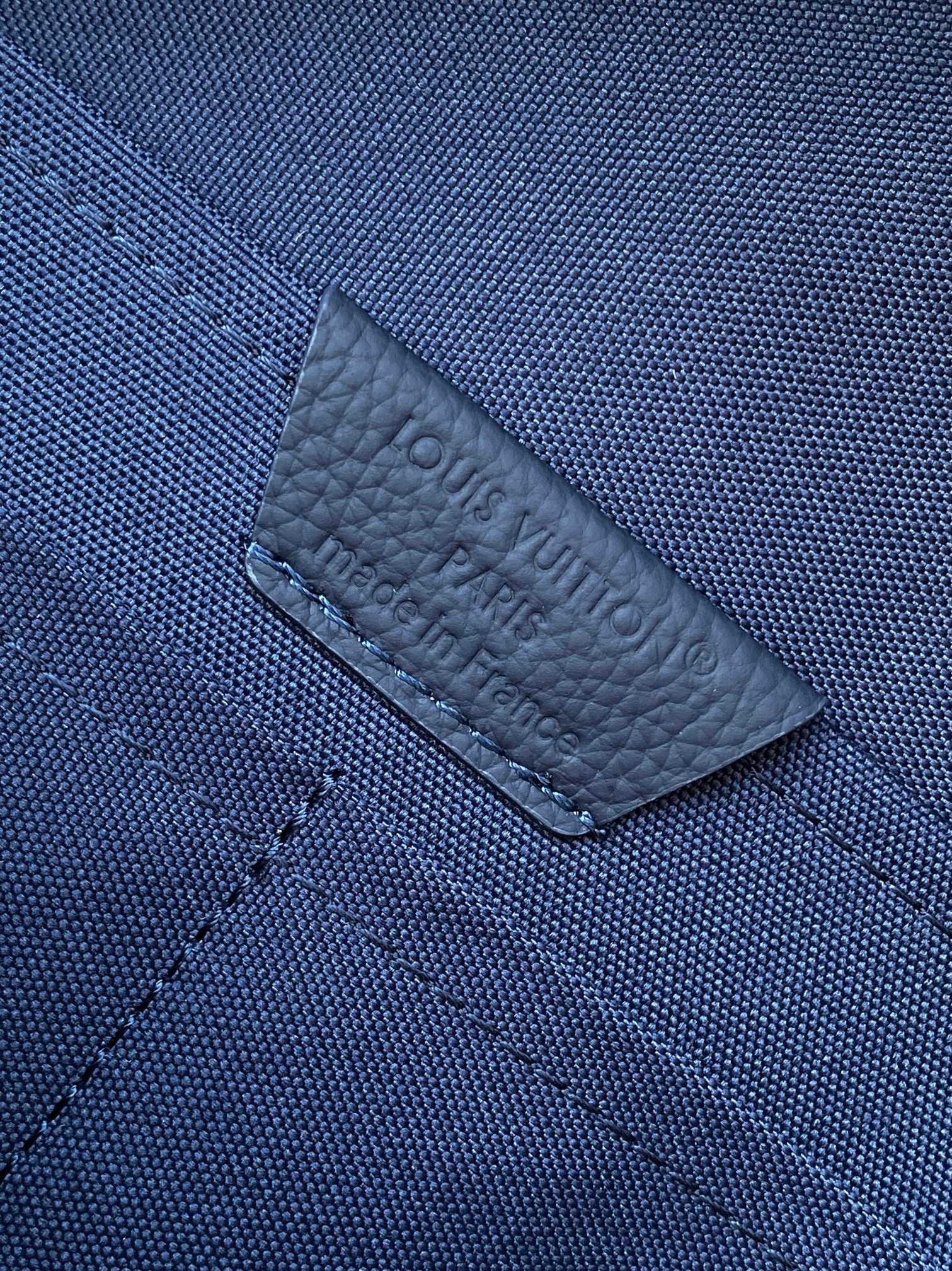 LV A貨藍色皮革後背包 簡約大容量商務設計｜歐美奢侈品精品推薦